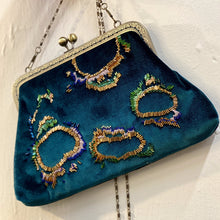 Load image into Gallery viewer, Burst Bag #10
